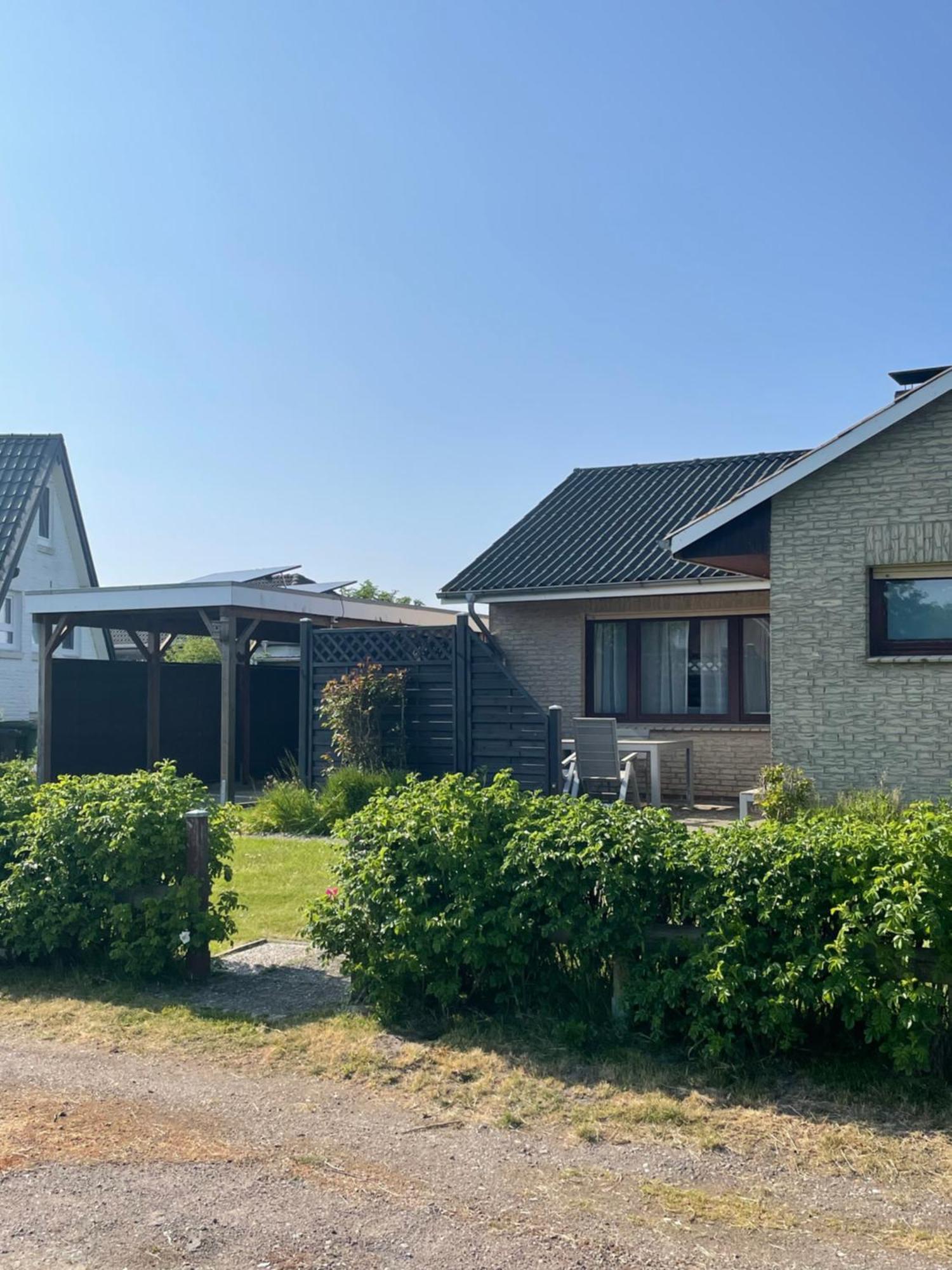 Gemuetliches Ferienhaus Hinterm Deich Nordstrand Luaran gambar